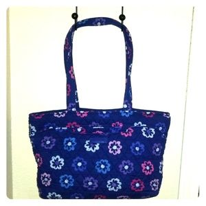 Vera Bradley Ellie Flowers Mandy Purse